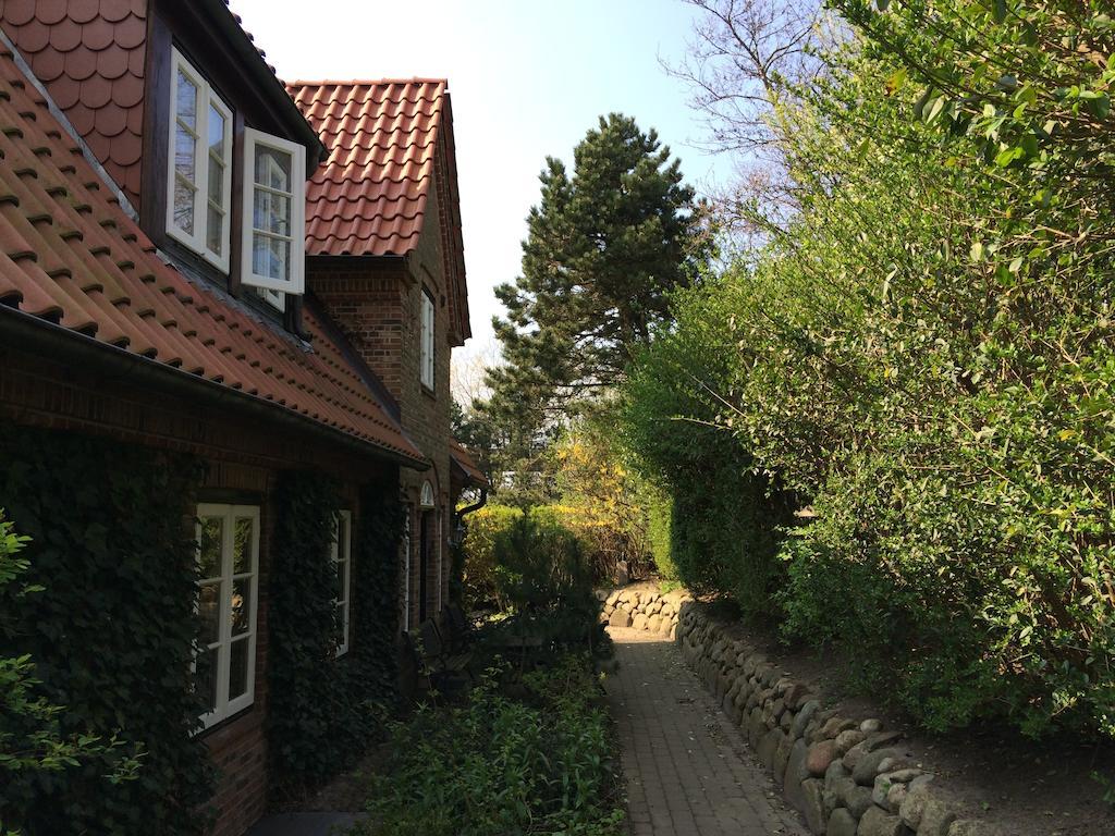 Ferienhaeuser Im Sylter Gartenweg Exterior foto