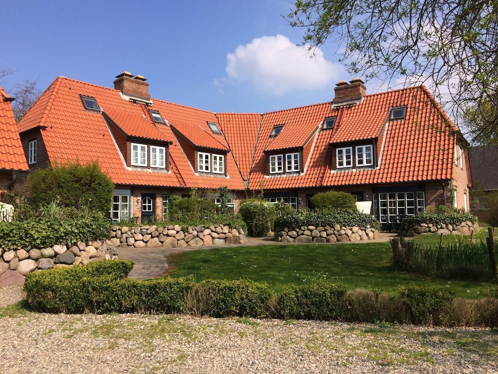 Ferienhaeuser Im Sylter Gartenweg Exterior foto